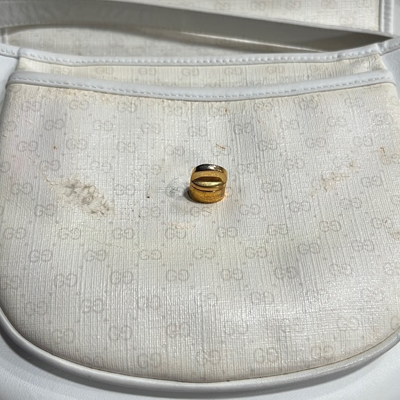 Gucci White and Cream Vintage Purse - Picture 4 of 16